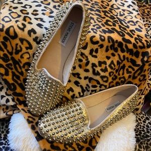 Steve Madden Studdly flats